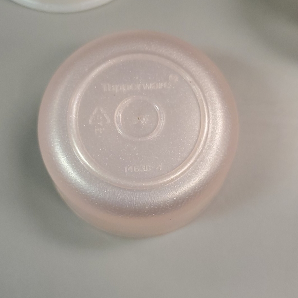 New Tupperware smidgets - Picture 3 of 3